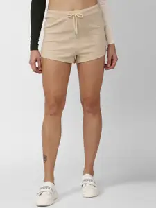 FOREVER 21 Women Beige Solid Shorts