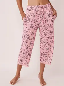 La Vie en Rose Women Pink Printed Capri Lounge Pants