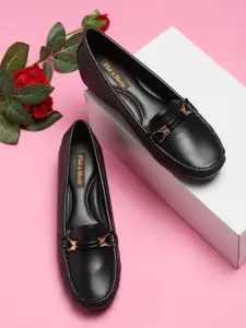 Flat n Heels Women Black Solid Loafers