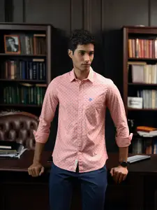 U.S. Polo Assn. U S Polo Assn Men Pink And Blue Tailored Fit Printed Pure Cotton Casual Shirt