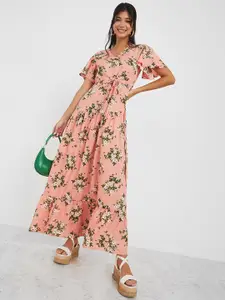 Styli Peach-Coloured Floral Flutter Sleeves Tiered Tie-Up Detail Maxi Dress