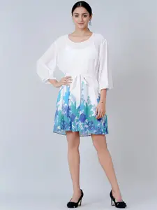 First Resort by Ramola Bachchan Women White & Blue Floral Printed Fit & Flare Dress
