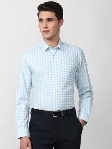 Peter England Men Slim Fit Checked Formal Shirt