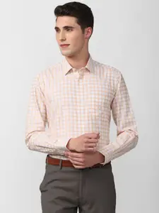 Peter England Men Peach-Coloured Slim Fit Checked Formal Shirt
