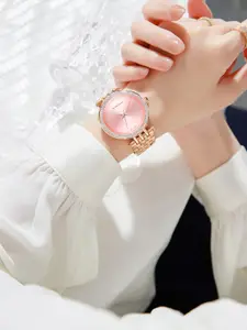 GIORDANO Women Embellished Dial & Bracelet Style Straps Analogue Watch GZ-60015-22