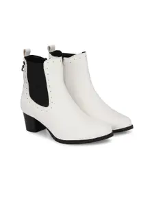Delize Women White Solid Chelsea Boots
