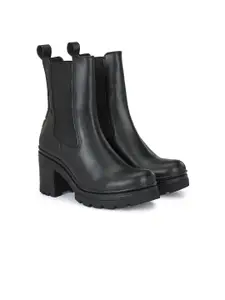 Delize Women Black Solid Chelsea Boots