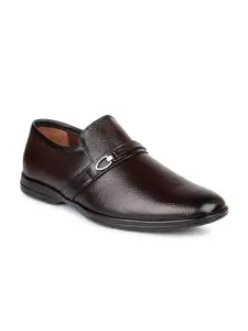 PRIVO by Inc.5 Men Maroon  Solid Leather Formal Derbys