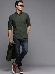 Louis Philippe Jeans Men Olive Green Solid Slim Fit Casual Shirt