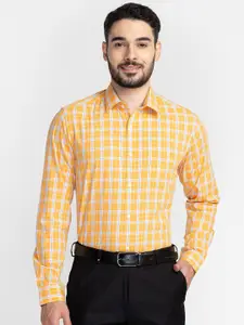 Oxemberg Men Orange Classic Slim Fit Checked Formal Shirt