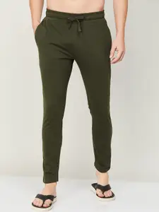 Fame Forever by Lifestyle Men Olive Green Regular Fit Cotton Track Pant