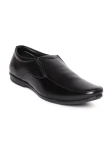 Paragon Men Black Solid Formal Slip On Shoes
