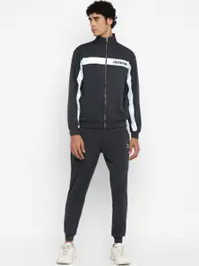 Yuuki Men Grey Solid Tracksuits