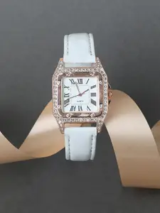 HAUTE SAUCE by  Campus Sutra HAUTE SAUCE by Campus Sutra Women White Dial & White  Analogue Watch AW22_HSWC1017-White