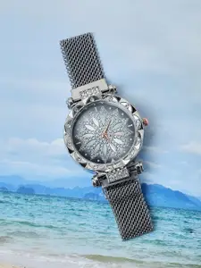 HAUTE SAUCE by  Campus Sutra HAUTE SAUCE by Campus Sutra Women Silver Dial Watch AW22_HSWC1011-Silver