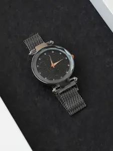 HAUTE SAUCE by  Campus Sutra HAUTE SAUCE by Campus Sutra Women Grey  Straps Watch AW22_HSWC1018-Black