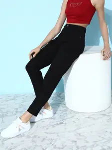 DressBerry Women Bold Black Joy De June Boyfriend Fit High-Rise Stretchable Jeans