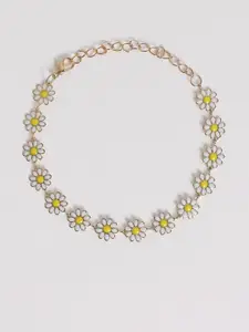 EL REGALO White & Yellow Gold-Plated Floral Beaded Anklets