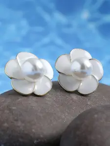 SOHI White Floral Studs Earrings