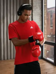 ADIDAS Men Solid SL SJ Pure Cotton T-shirt