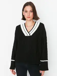 Trendyol Women Black & White Acrylic Pullover Sweater