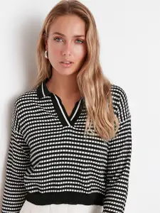 Trendyol Women Black & White Printed Pullover
