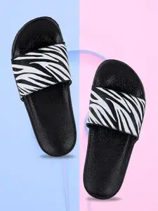 FREECO Women Black & White Geometric Printed Sliders
