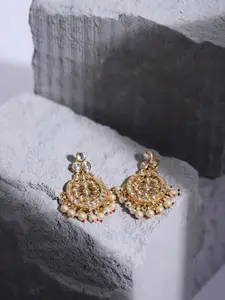 Ruby Raang Gold-Toned & White Kundan Contemporary Gold-Plated Chandbalis Earrings