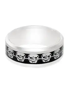 OOMPH Men Silver-Toned & Black Titanium Puck Skull Broad Band Finger Ring
