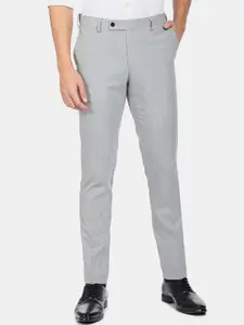 Arrow Men Grey Solid Mid-Rise Autoflex Formal Trousers