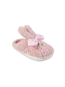 CASSIEY Women Pink Solid Room Slippers
