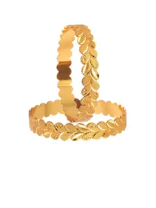 Jewar Mandi Set Of 2 Gold-Plated Leaf Design Bangles