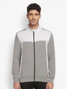 Wildcraft Men Grey Melange Colourblocked Cotton Sweatshirt