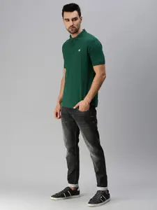ONN Men Green Solid Polo Collar T-shirt