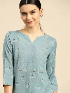 Anouk Women Turquoise Blue & White Floral Embroidered Thread Work Kurta