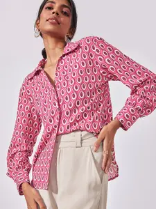 The Label Life Women Pink Geometric Printed Casual Shirt