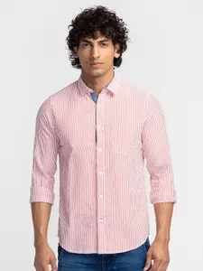 Globus Men Pink Comfort Striped Pure Cotton Casual Shirt