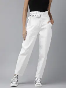 The Roadster Life Co. Women Stretchable Slouchy Fit Jeans Comes With A Belt