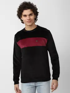 Peter England Casuals Men Black Colourblocked Sweatshirt