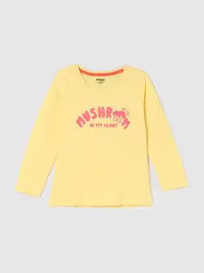 max Girls Yellow Typography Printed Applique Cotton T-shirt