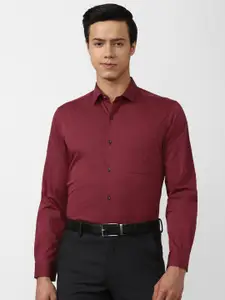 Peter England Elite Men Maroon Cotton Formal Shirt