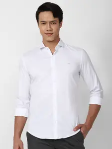 Peter England Perform Men White Athletic Fit Cotton Casual Shirt
