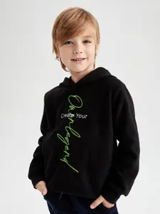 DeFacto Boys Printed Typography Sweatshirt