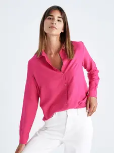 DeFacto Women Pink Solid Casual Shirt