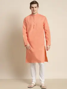 SOJANYA Men Solid Kurta with Churidar