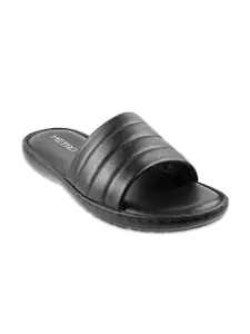 Metro Men Black Leather Comfort Sandals