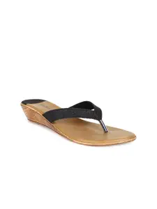 SOLES Black Wedge Sandals