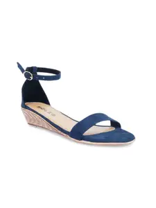 SOLES Blue Wedge Sandals with Buckles