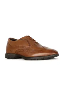 Hush Puppies Men Tan Textured Leather Brogues Casual Shoes