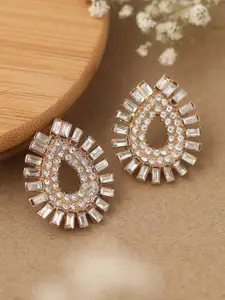 SOHI Gold Plated Contemporary Studs Earrings